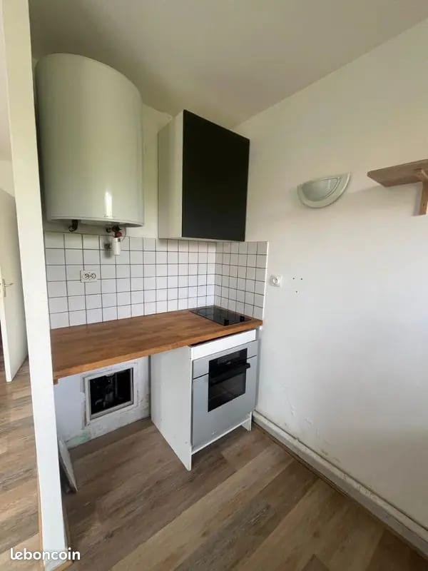 studio dans une copropriété calme · photo 3