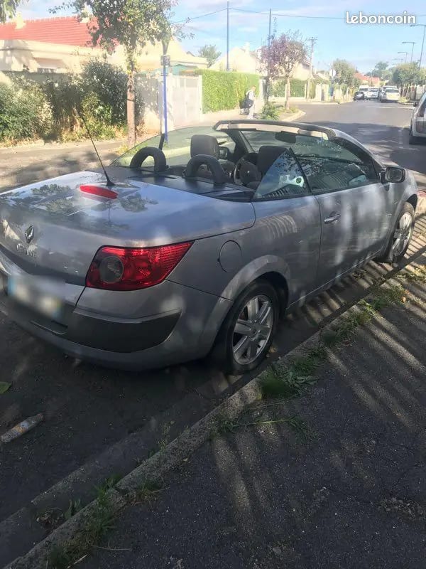 renault megane cc · photo 2