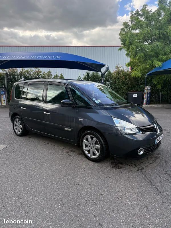 Renault Espace 4 Phase 4 2.0 DCI 130Ch RIEN À PRÉVOIR · photo 1