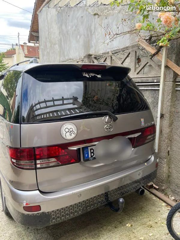 Toyota Previa 2005 · photo 3