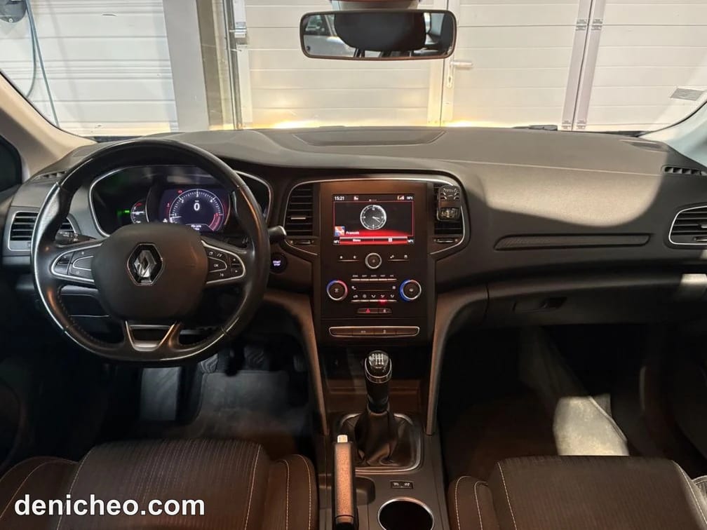 RENAULT MEGANE IV ESTATE 1.5 dCi 90ch / CARPLAY · photo 28