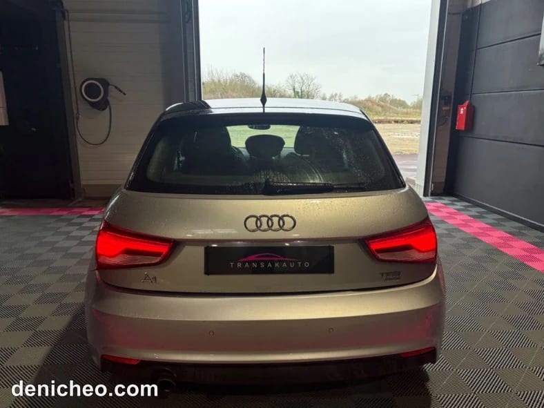 AUDI A1 SPORTBACK 1.0 TFSI ultra 95 S tronic 7 Midnight Series · photo 6