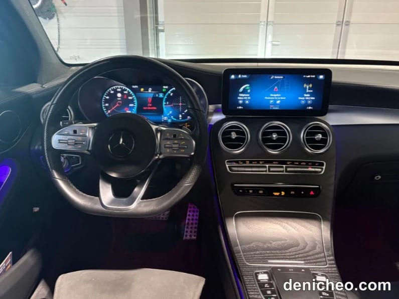 MERCEDES GLC COUPE 220d 9G-Tronic 4Matic AMG Line · photo 13