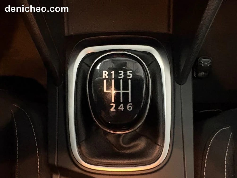RENAULT MEGANE IV ESTATE 1.5 dCi 90ch / CARPLAY · photo 21