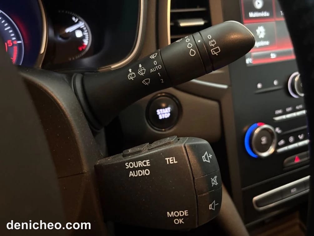 RENAULT MEGANE IV ESTATE 1.5 dCi 90ch / CARPLAY · photo 17