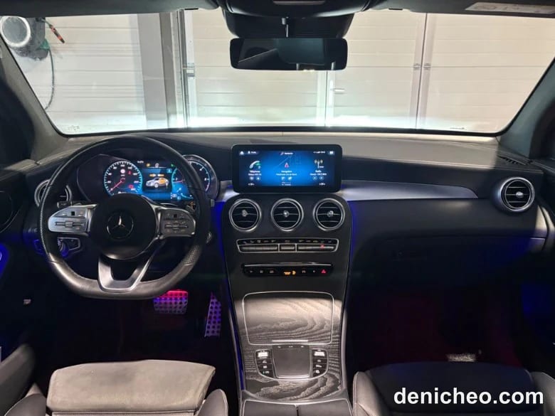 MERCEDES GLC COUPE 220d 9G-Tronic 4Matic AMG Line · photo 14