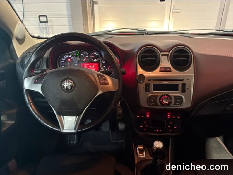 ALFA ROMEO MITO 1.4 T-Jet 155ch Distinctive / RÉVISION JUILLET 2026 · photo 21